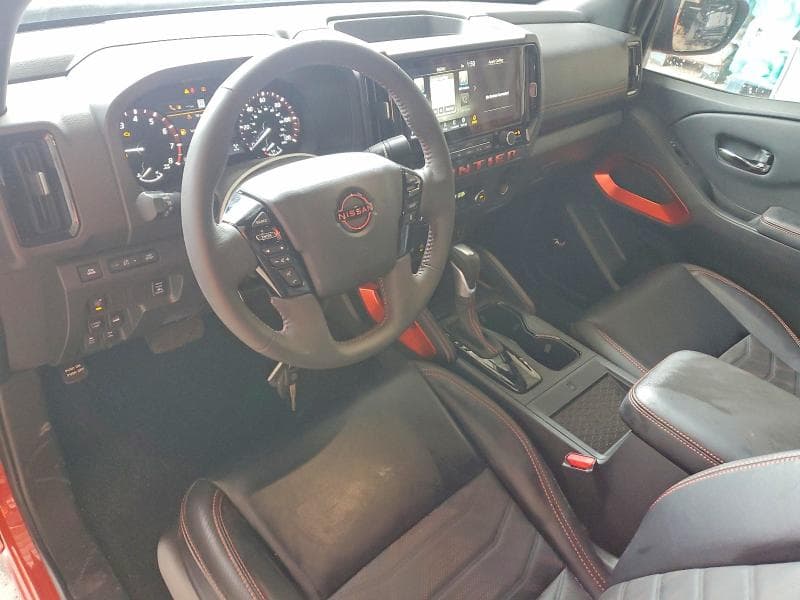 2025 NISSAN FRONTIER PRO-4X 8