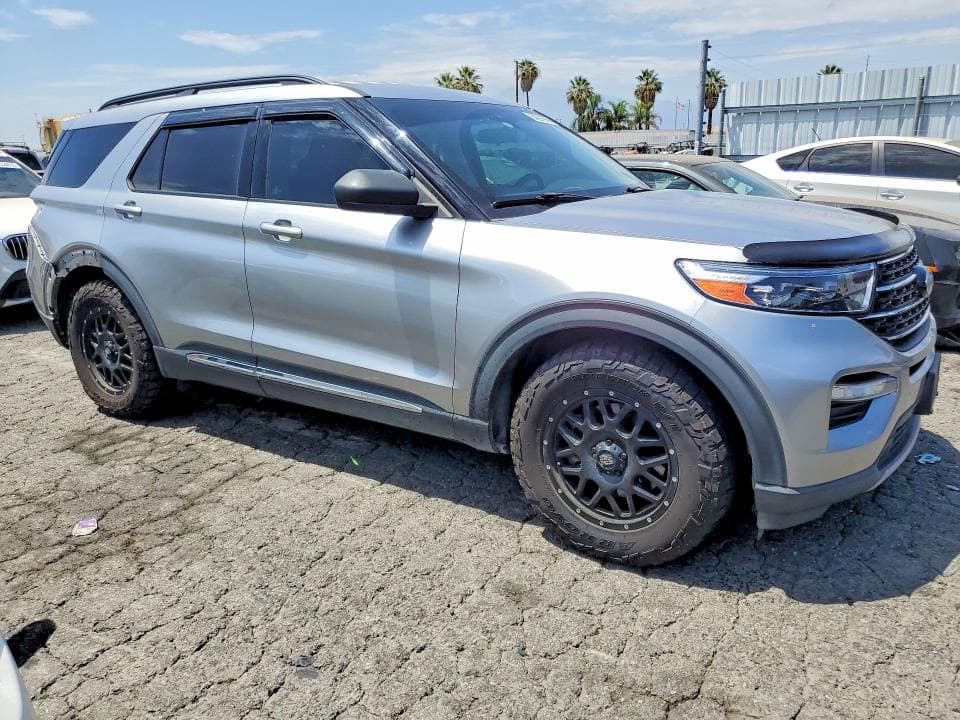 2020 FORD EXPLORER XLT 4