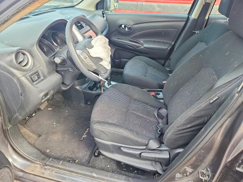 2019 NISSAN VERSA SV 7