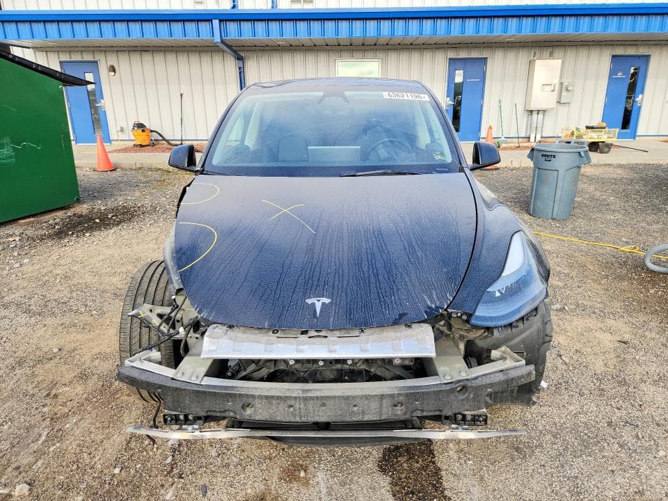 2023 TESLA MODEL Y 5