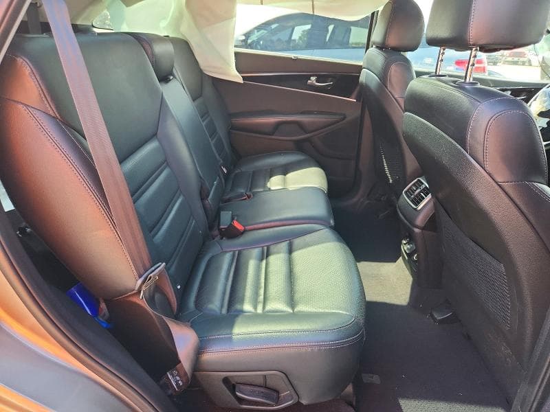 2018 KIA SORENTO EX 11