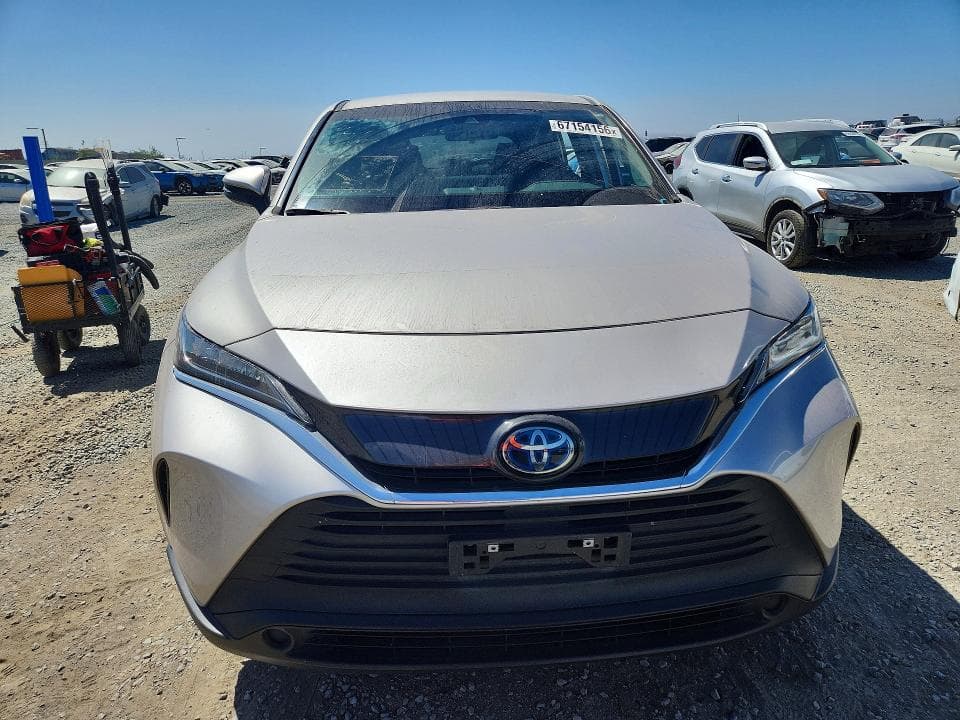 2021 TOYOTA VENZA LE 5