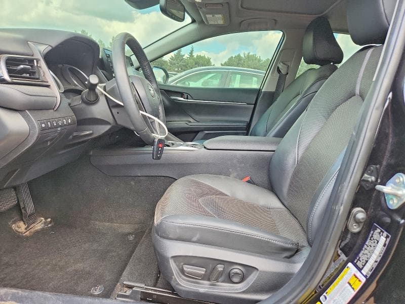2023 TOYOTA CAMRY XLE 7
