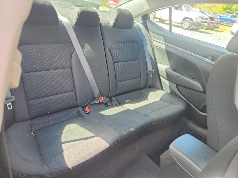2019 HYUNDAI ELANTRA SE 10