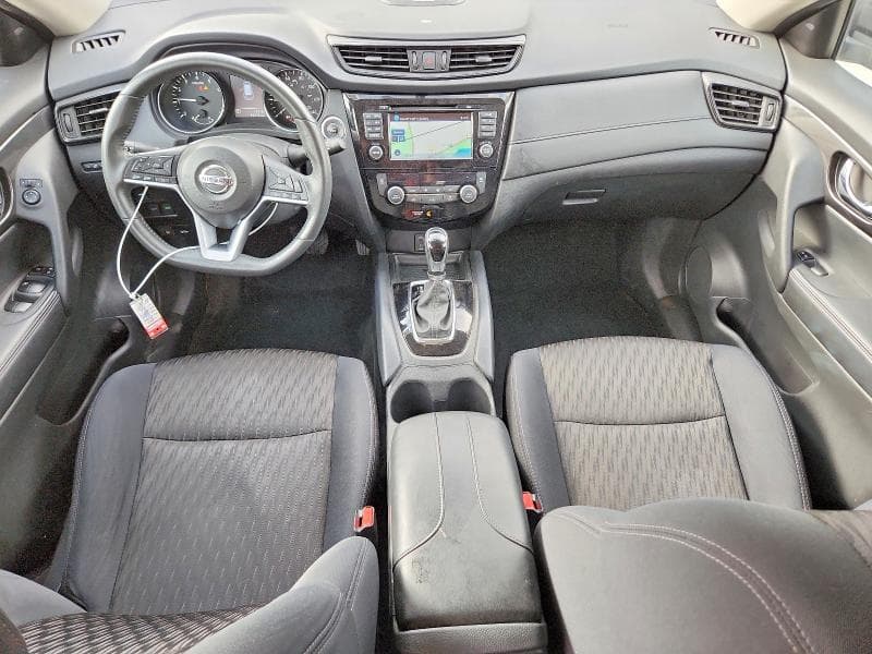 2017 NISSAN ROGUE SV 8