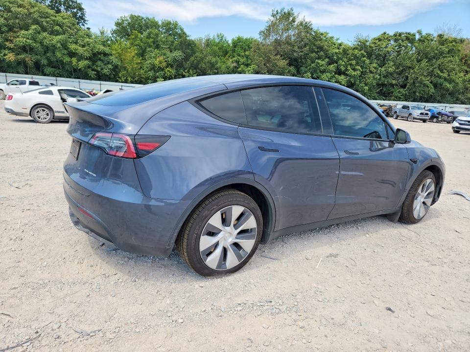 2023 TESLA MODEL Y 3