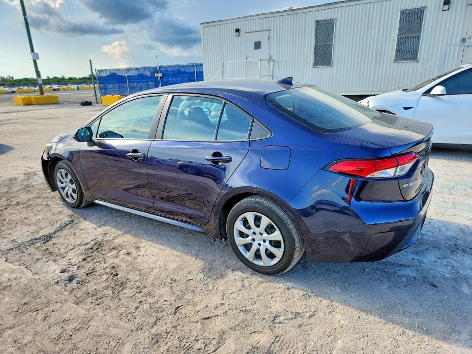 2022 TOYOTA COROLLA LE 2