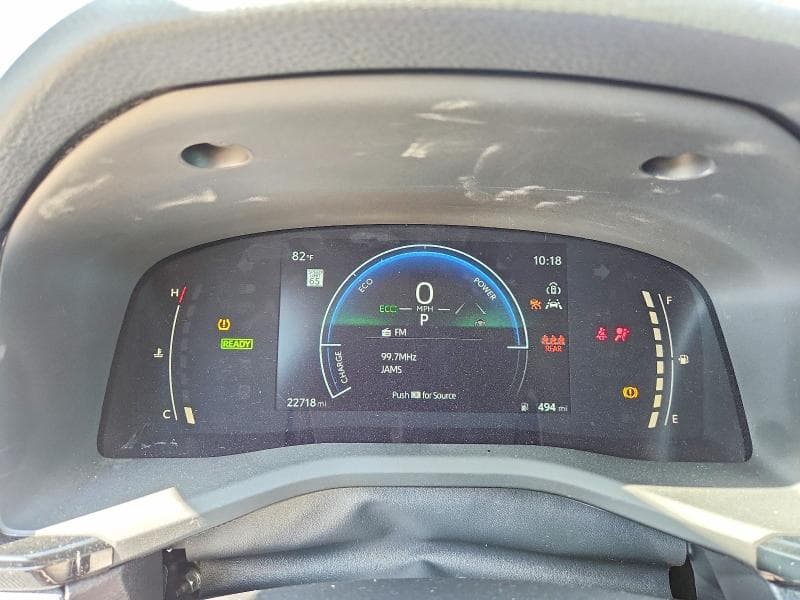 2025 TOYOTA CAMRY LE 9