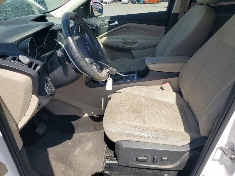 2017 FORD ESCAPE SE 7