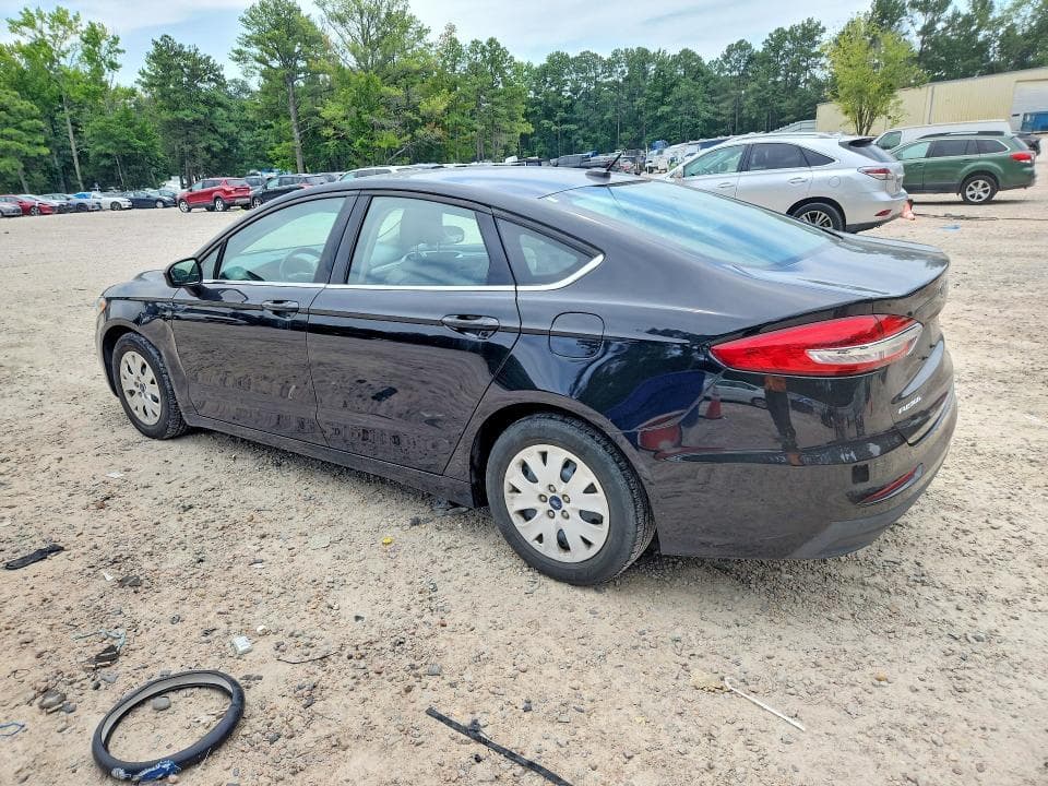 2019 FORD FUSION S 2