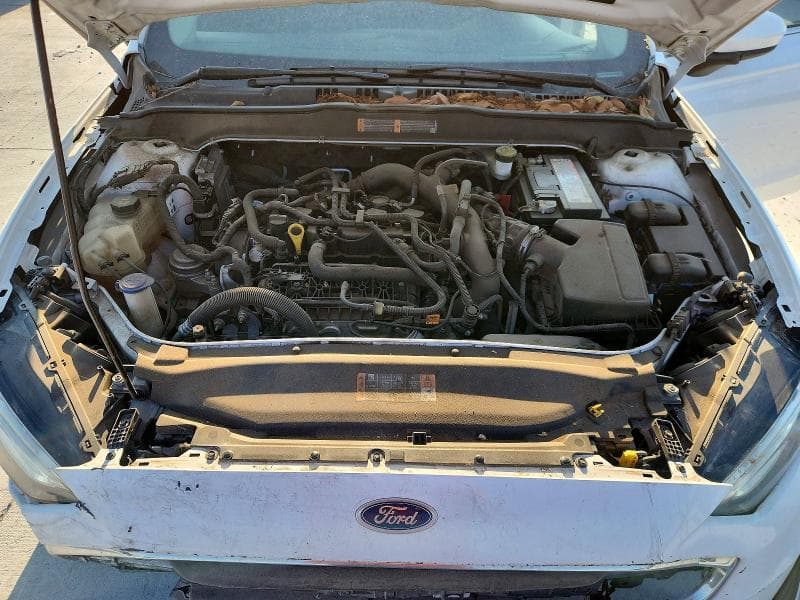2019 FORD FUSION SE 11