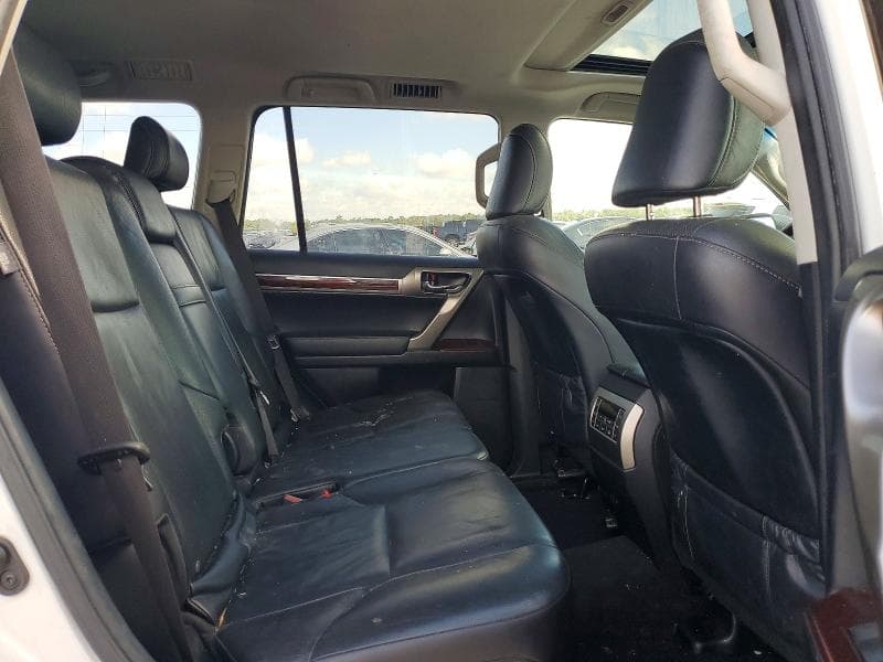 2018 LEXUS GX 460 11