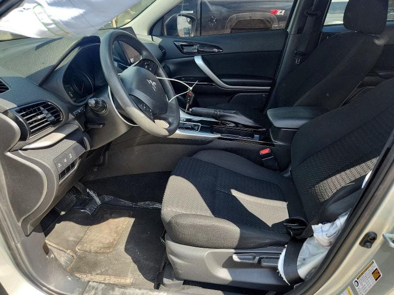 2023 MITSUBISHI ECLIPSE CROSS LE 7