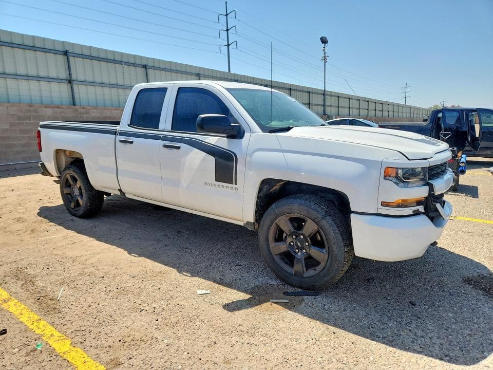 2017 CHEVROLET SILVERADO C1500 CUSTOM 4