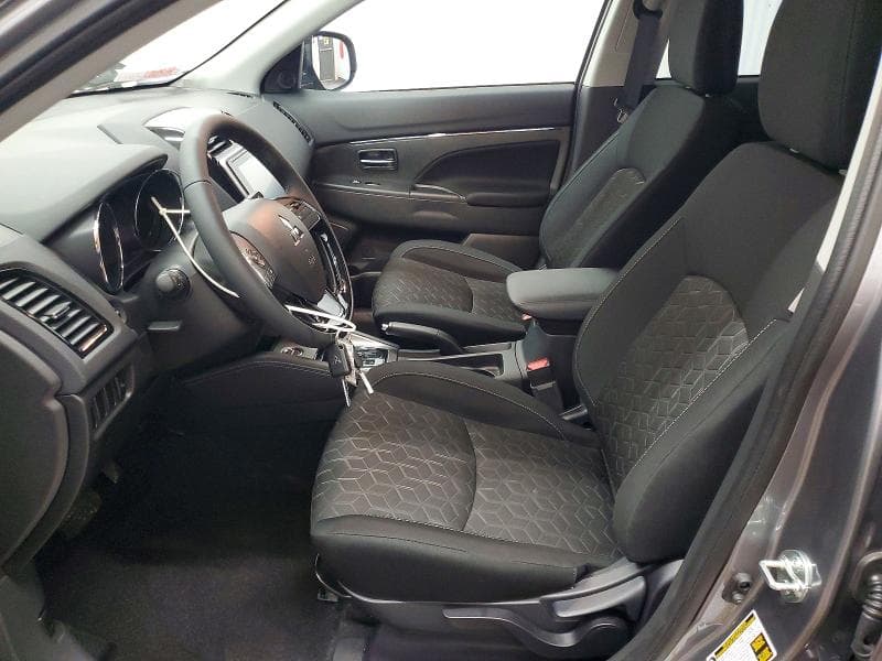 2026 MITSUBISHI RVR SE 7