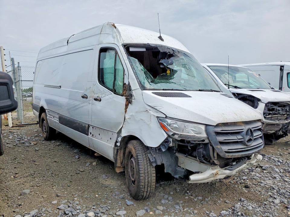 2022 MERCEDES-BENZ SPRINTER 2500 4
