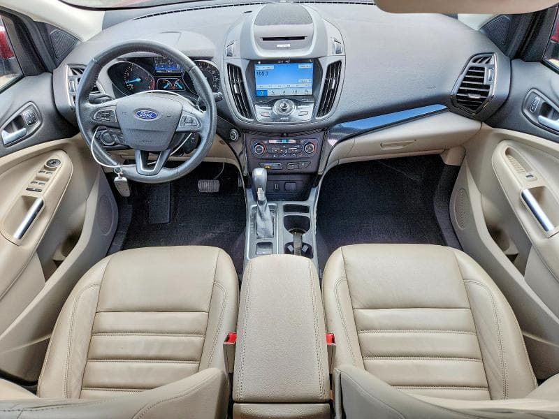 2017 FORD ESCAPE TITANIUM 8