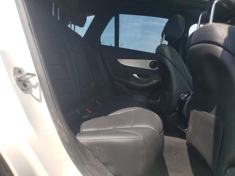 2022 MERCEDES-BENZ GLC 300 4MATIC 11