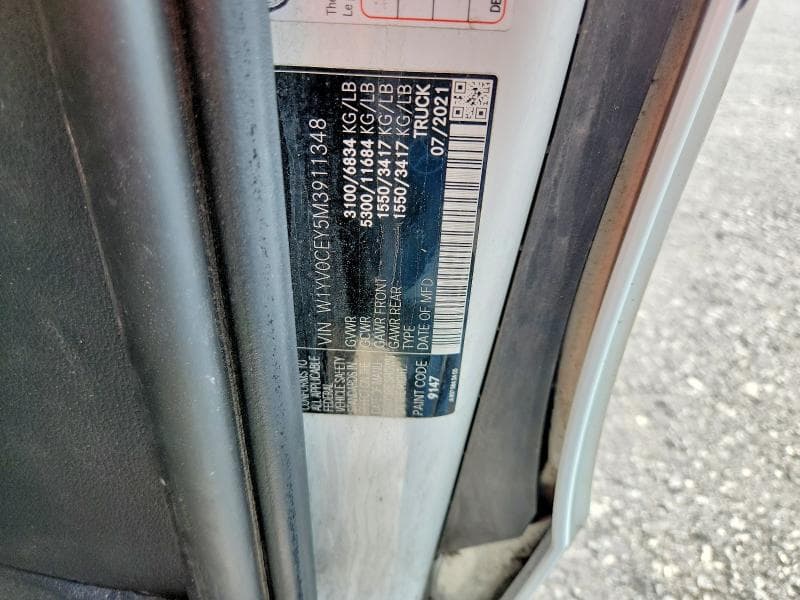 2021 MERCEDES-BENZ METRIS 13