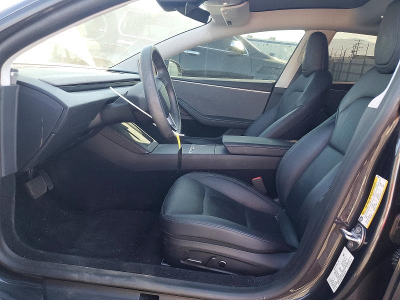 2025 TESLA MODEL 3 7
