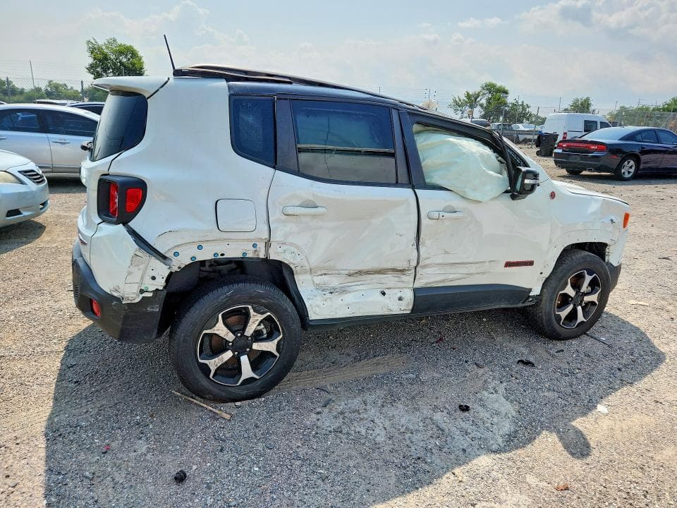 2022 JEEP RENEGADE TRAILHAWK 3