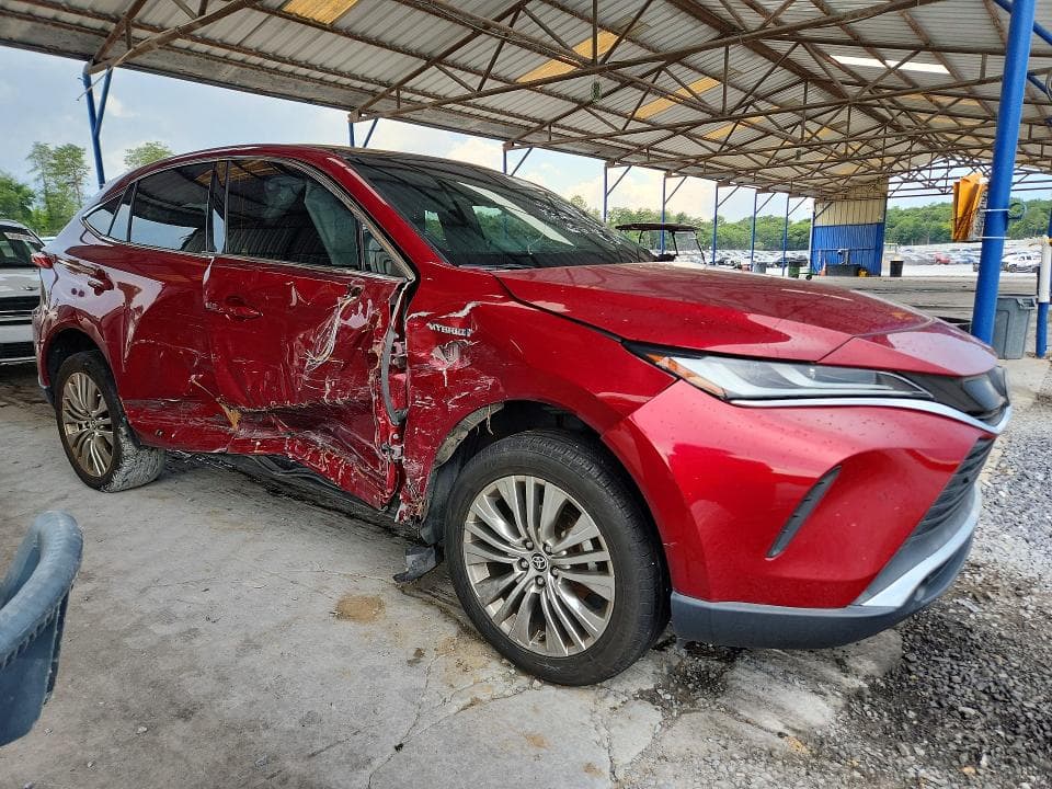 2021 TOYOTA VENZA LIMITED 4