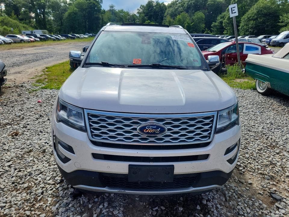 2017 FORD EXPLORER PLATINUM 5
