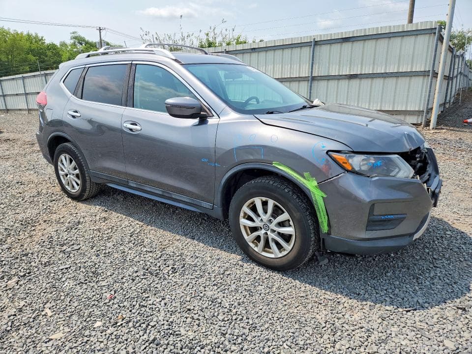 2018 NISSAN ROGUE SV 4