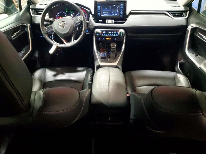 2019 TOYOTA RAV4 XLE PREMIUM 8