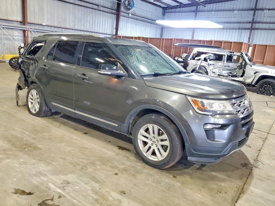2018 FORD EXPLORER XLT 4
