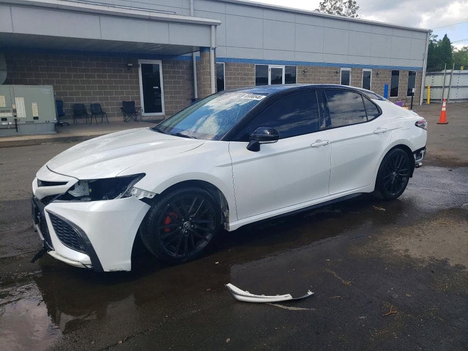 2022 TOYOTA CAMRY XSE V6 - 1