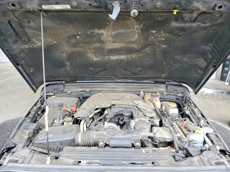 2019 JEEP WRANGLER UNLIMITED SAHARA 11