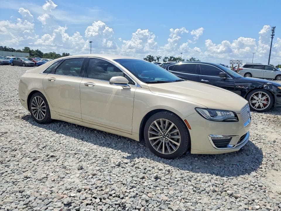2018 LINCOLN MKZ PREMIERE 4
