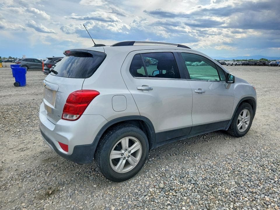 2023 CHEVROLET TRAX 1LT 3
