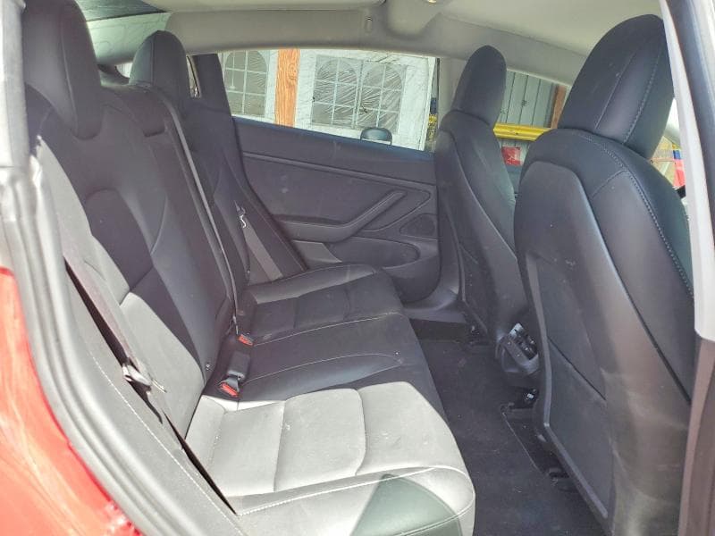 2018 TESLA MODEL 3 10