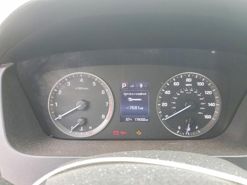 2017 HYUNDAI SONATA SE 9