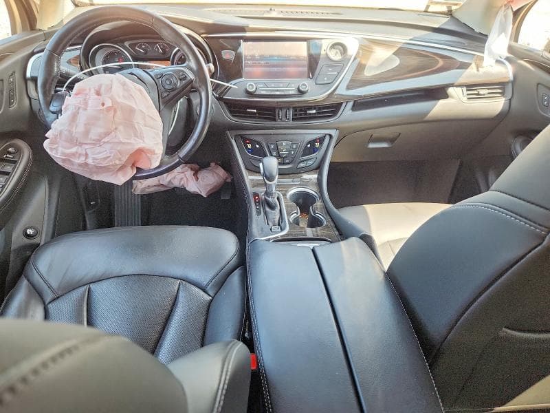 2019 BUICK ENVISION ESSENCE 8