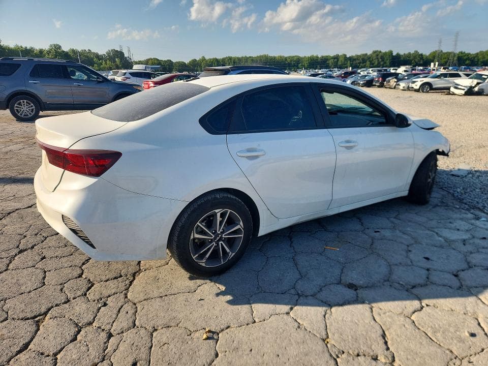 2023 KIA FORTE LXS 3