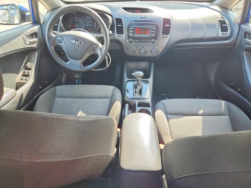 2017 KIA FORTE LX 8