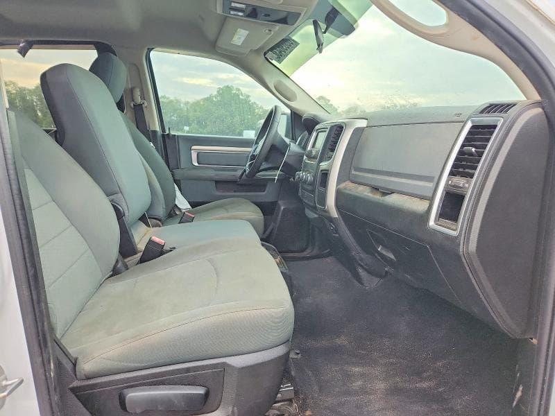 2019 RAM 1500 CLASSIC SLT 7