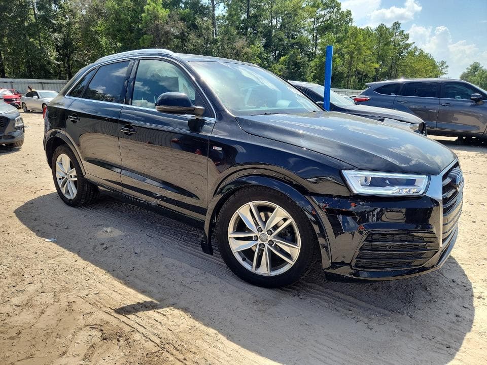 2017 AUDI Q3 PRESTIGE 4