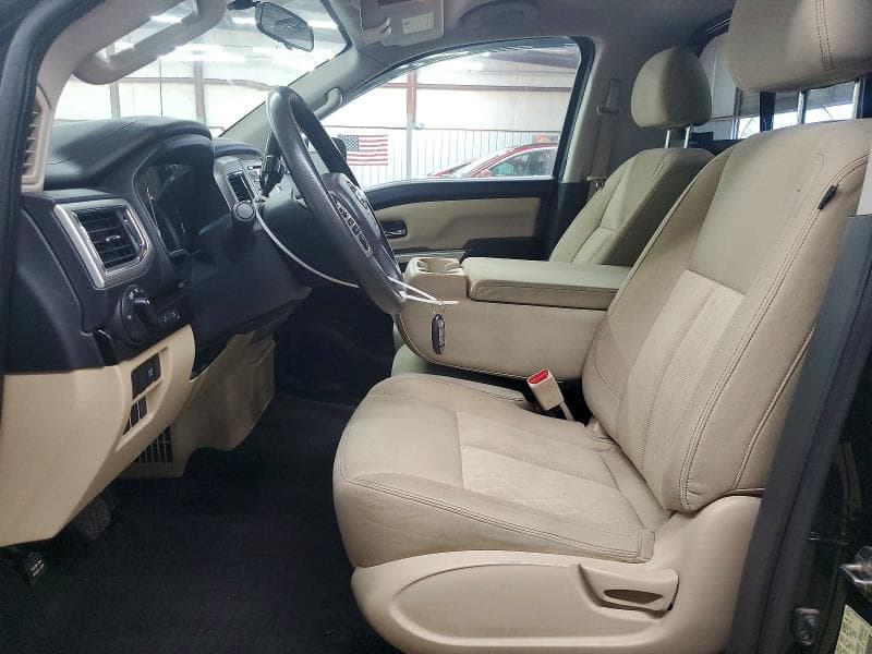 2017 NISSAN TITAN SV 7