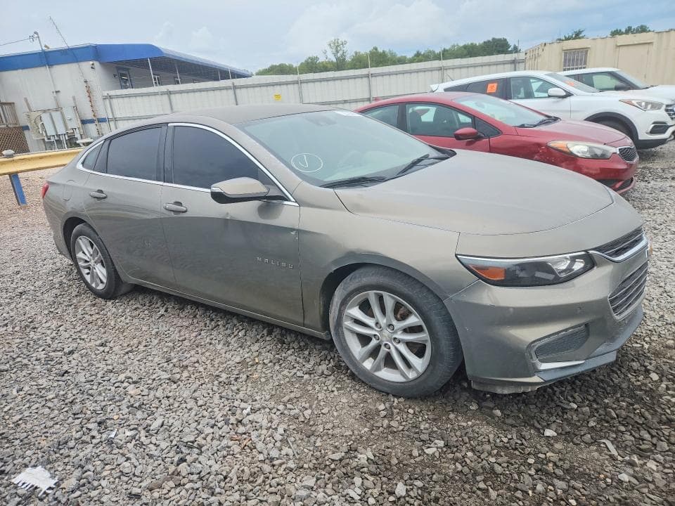 2017 CHEVROLET MALIBU LT 4