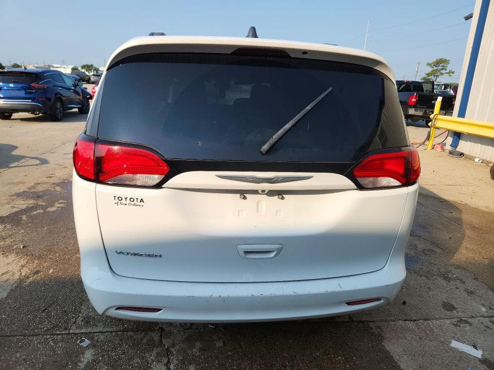 2021 CHRYSLER VOYAGER LXI 6