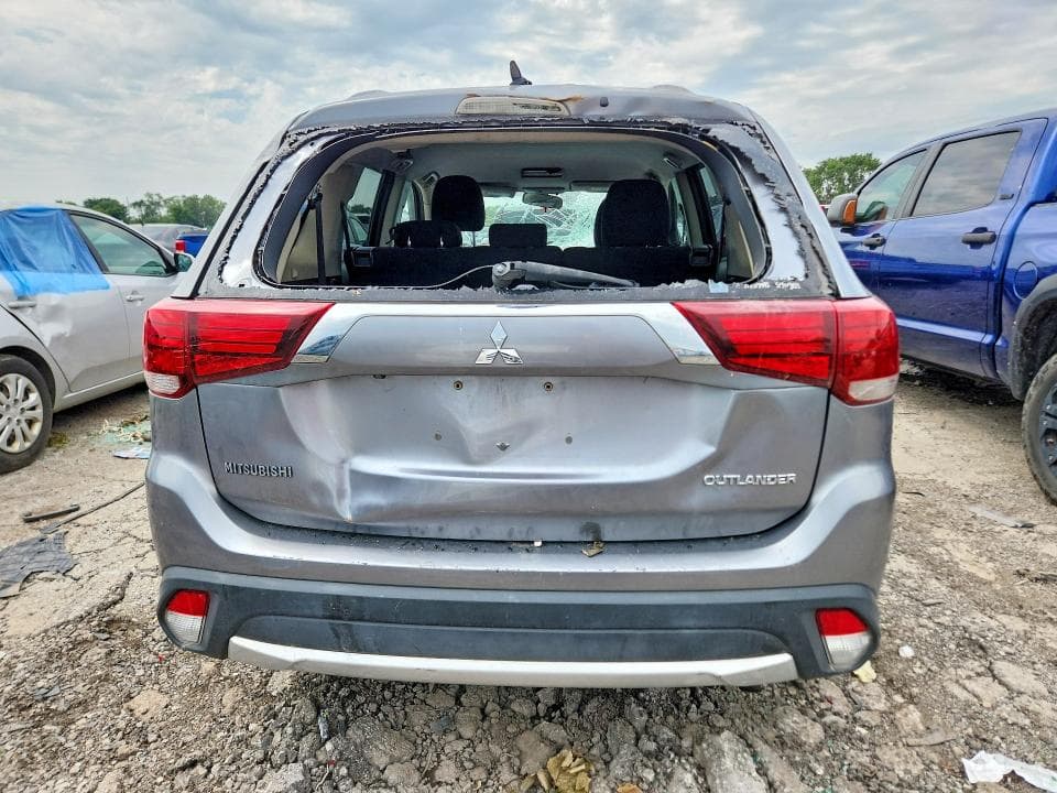 2018 MITSUBISHI OUTLANDER ES 6
