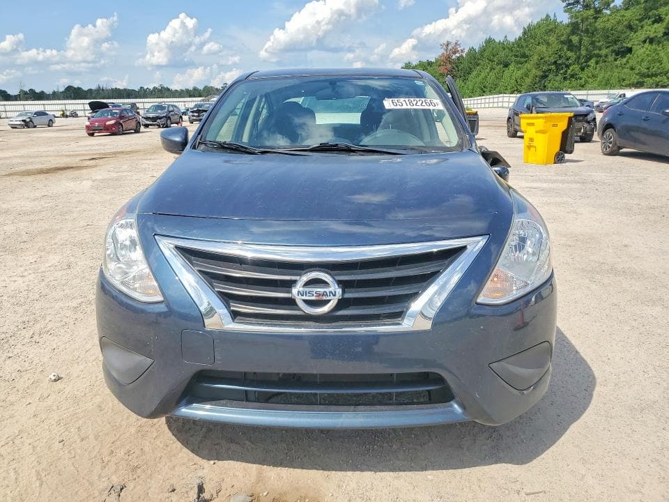 2017 NISSAN VERSA 1.6 SV 5