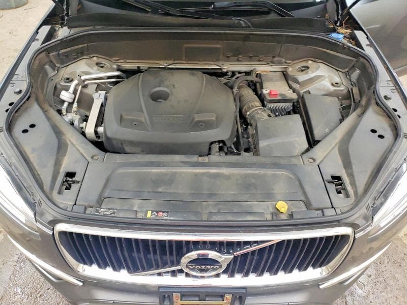 2017 VOLVO XC90 T6 12