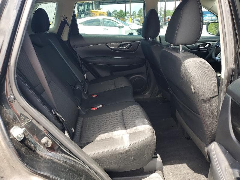 2018 NISSAN ROGUE S 11