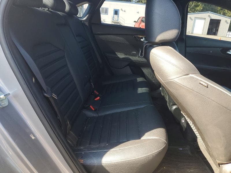 2023 KIA FORTE GT LINE 10
