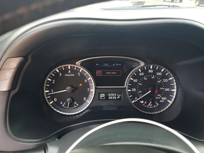 2017 INFINITI QX60 BASE 9